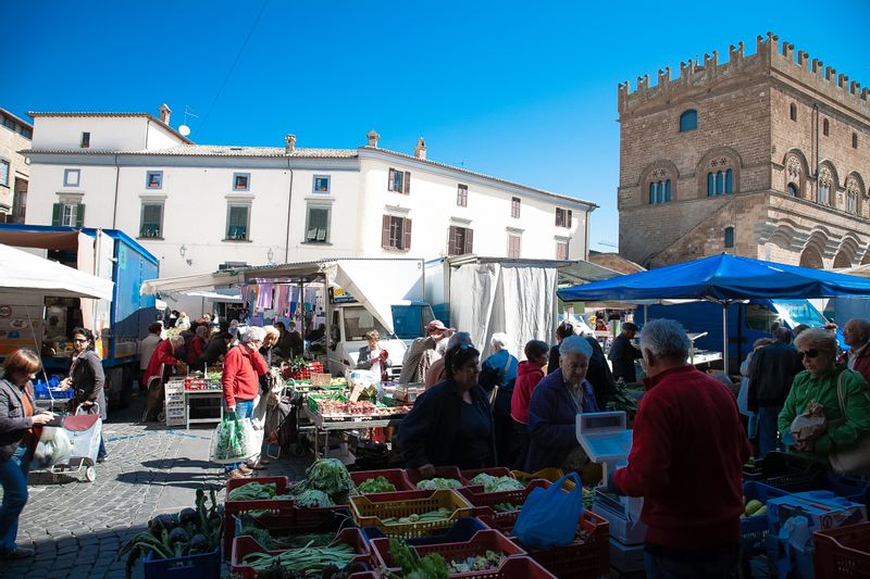 Umbria Private Tour - Orvieto market