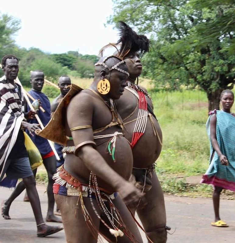 Addis Ababa Private Tour - The Bodi man heading to the wrestling arena 