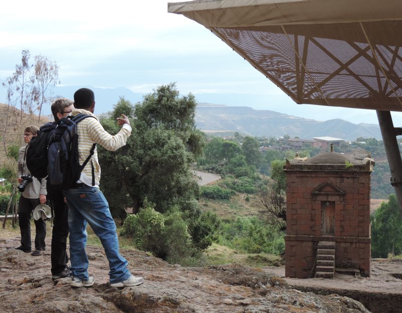 Addis Ababa Private Tour - Lalibela 