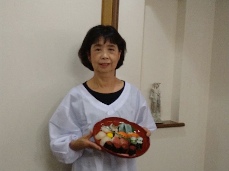 Chiba Private Tour - Sushi instructor Tomoko