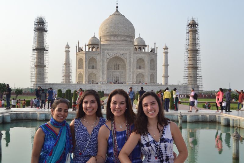 Agra Private Tour - Tour Guide Monika With Miss World Astrid Carolina Herrera 