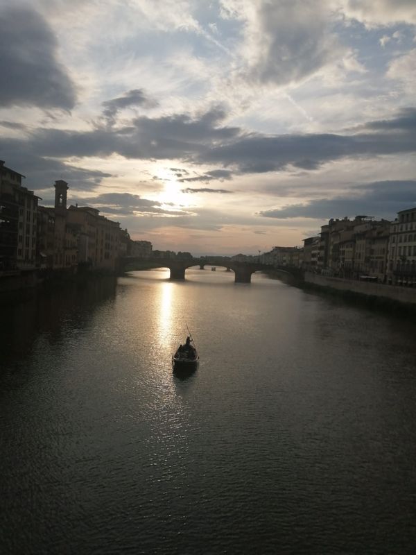 Florence Private Tour - Arno river 