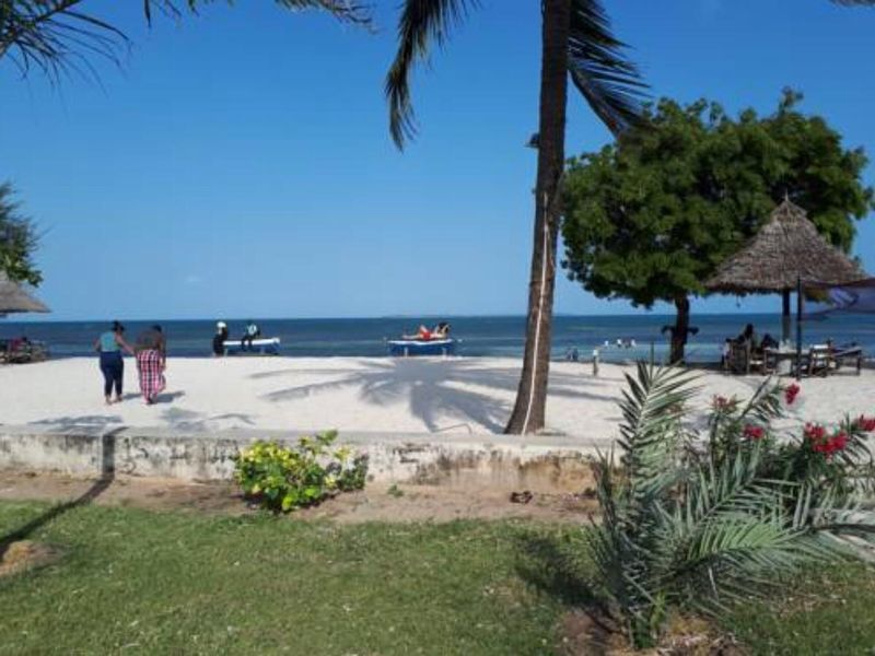 Dar es Salaam Private Tour - Beach