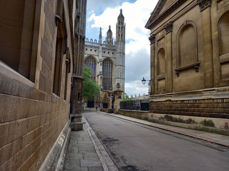 Cambridgeshire Private Tour - Cambridge historic centre streets