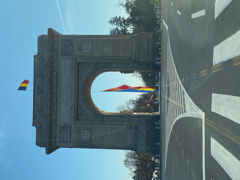 Bucharest Private Tour - Bucharest Arc de Triumf 