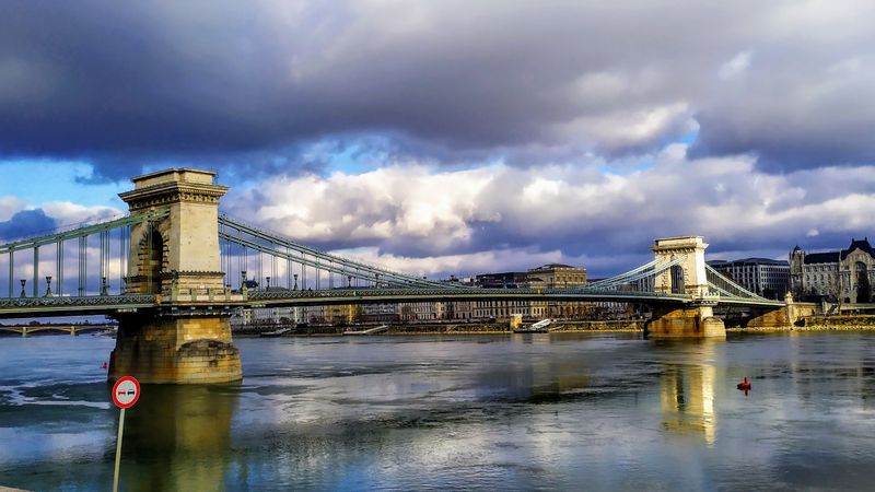 Budapest Private Tour - Budapest Chain Bridge