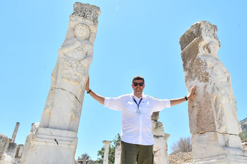 Izmir Private Tour - Hercules Gate