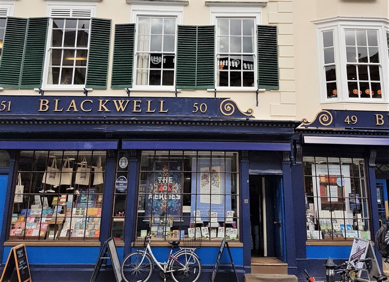 Oxford Private Tour - Blackwells bookshop