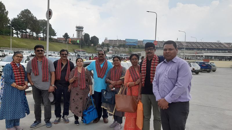 Bagmati Private Tour - With guests at the airport 