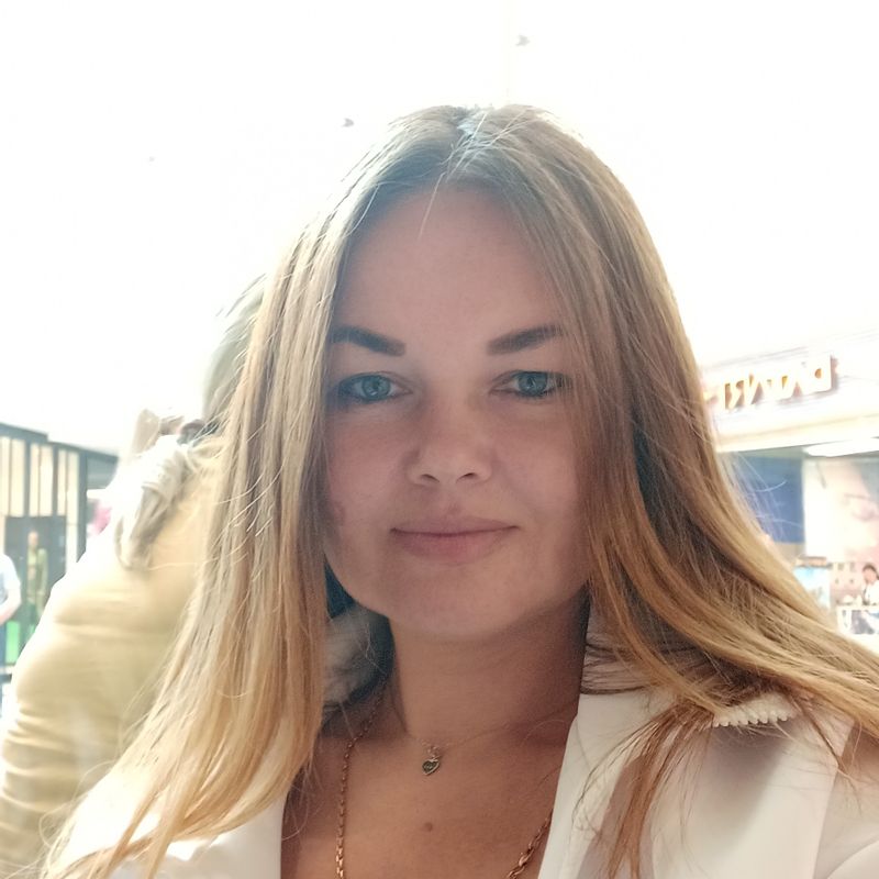 helen-k-local-tour-guide-in-prague-karlovarsky-kraj-cesky-krumlov