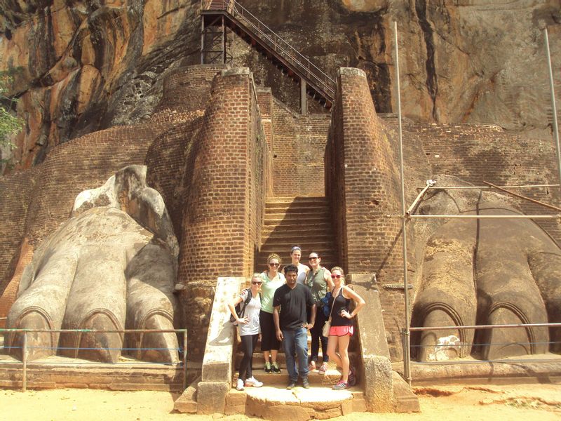 Colombo Private Tour - Lion feet at sigiriya rock 