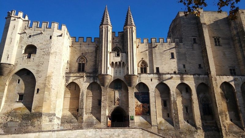 Aix en Provence Private Tour - Pope Palace