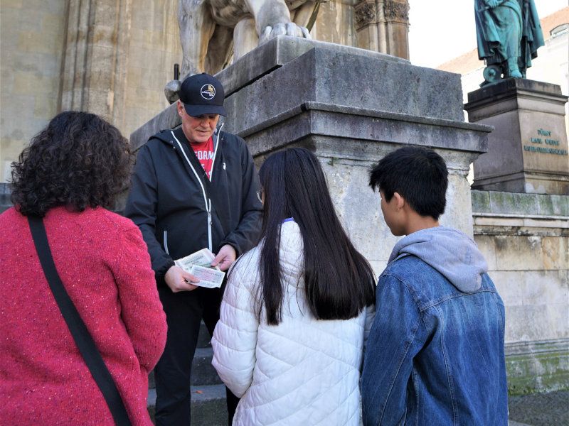 Munich Private Tour - Wolfgang presenting interesting information