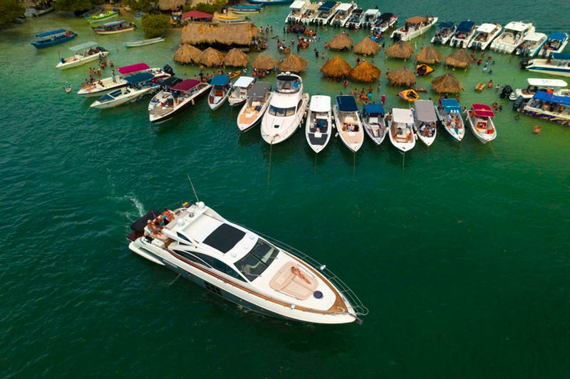 Cartagena Private Tour - Party Islands