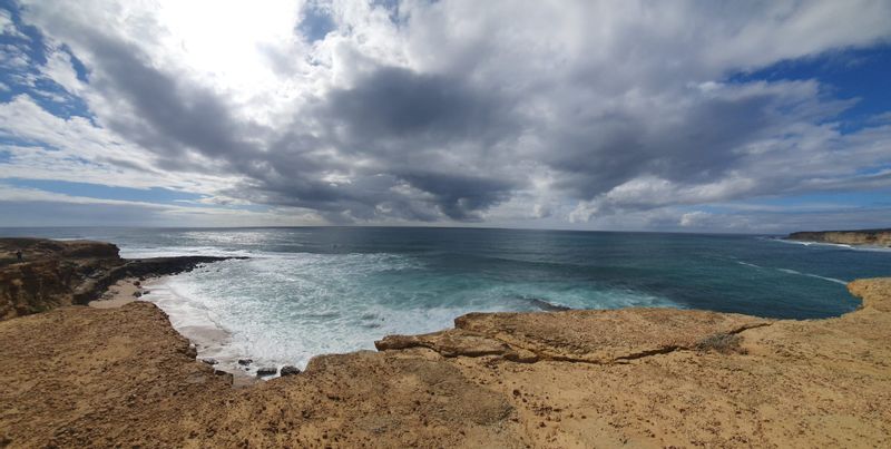 Setubal Private Tour - The Atlantic is omnipresent on our hike together along the westernmost cliffs of Europe