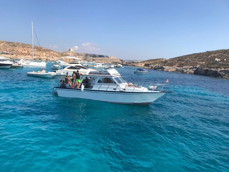 Malta Private Tour - Cabin Cruiser "Blue Lagoon"at the Blue Lagoon on Comino
