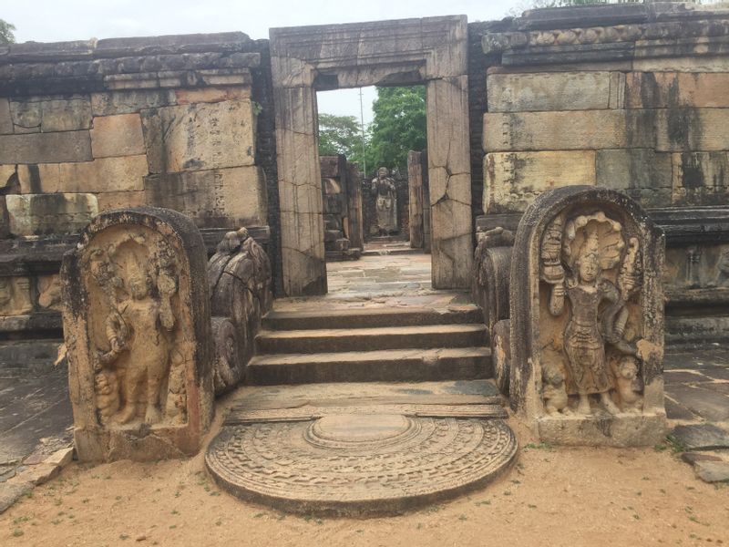 Gampaha Private Tour - Polonaruwa Ancient City 