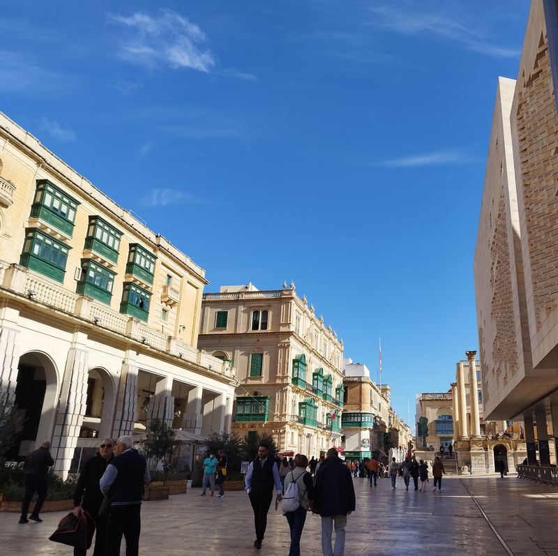 Malta Private Tour - Republic Street Valletta