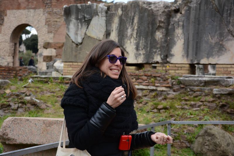 Rome Private Tour - Working into the Roman forum