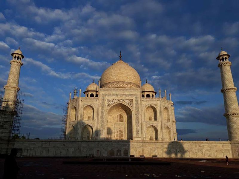 Uttar Pradesh Private Tour - Taj Mahal in morning 