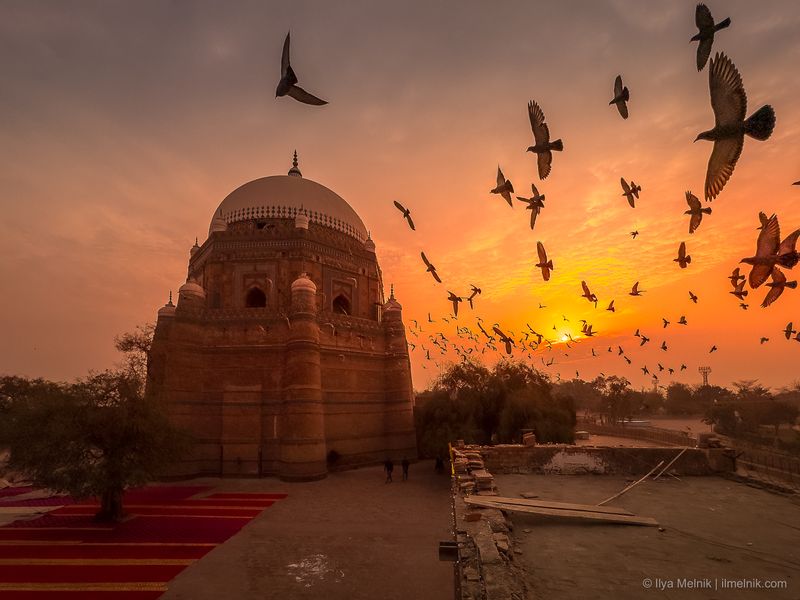 Islamabad Private Tour - Multan Sufi tomb 