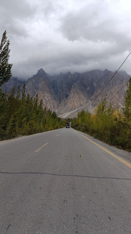 Islamabad Private Tour - PASSU CONES