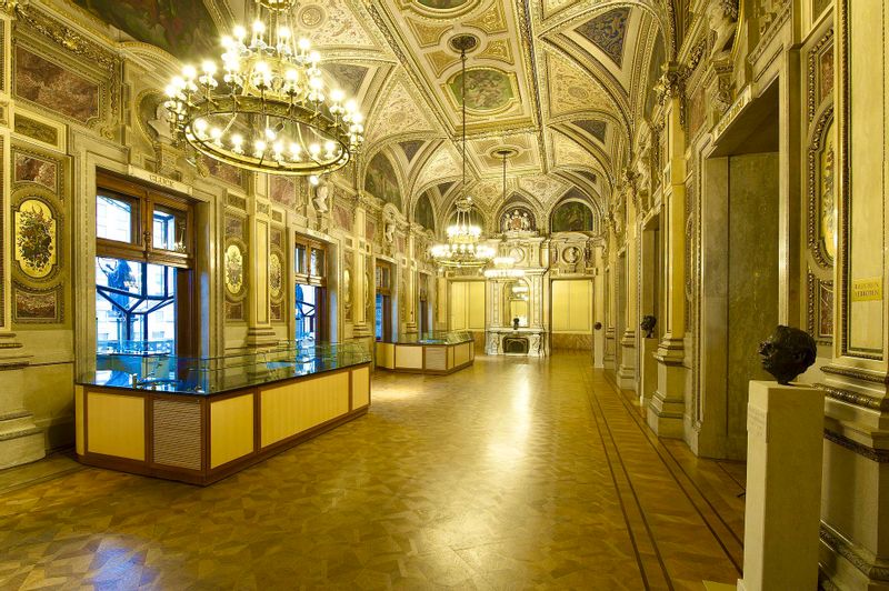 Vienna Private Tour - Vienna State Opera House 