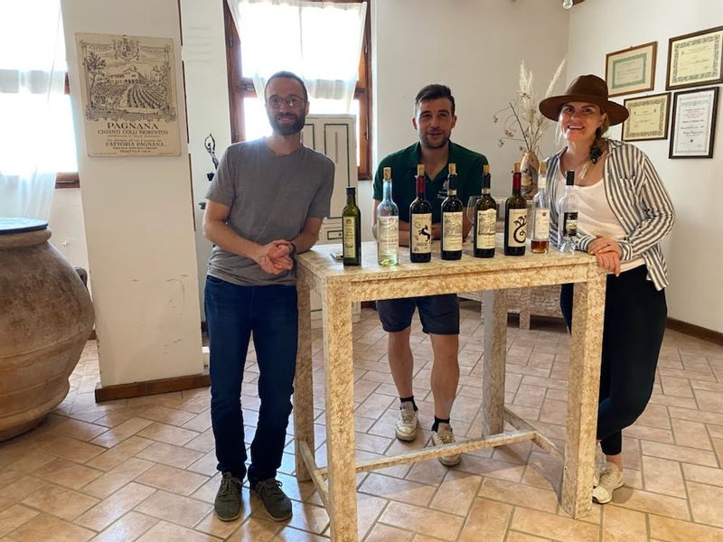 Florence Private Tour - At the wine tasting in a castle