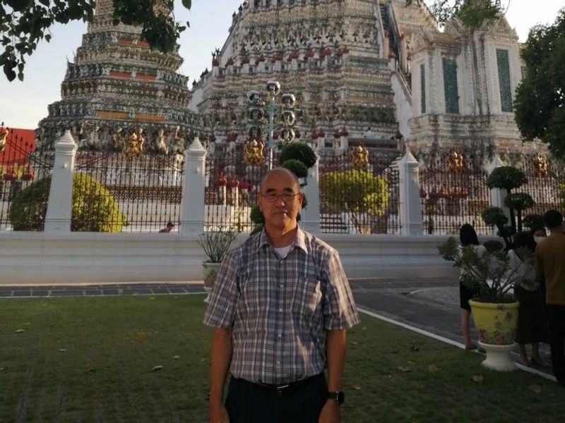 Bangkok Private Tour - At Wat Arun (Temple of Dawn)