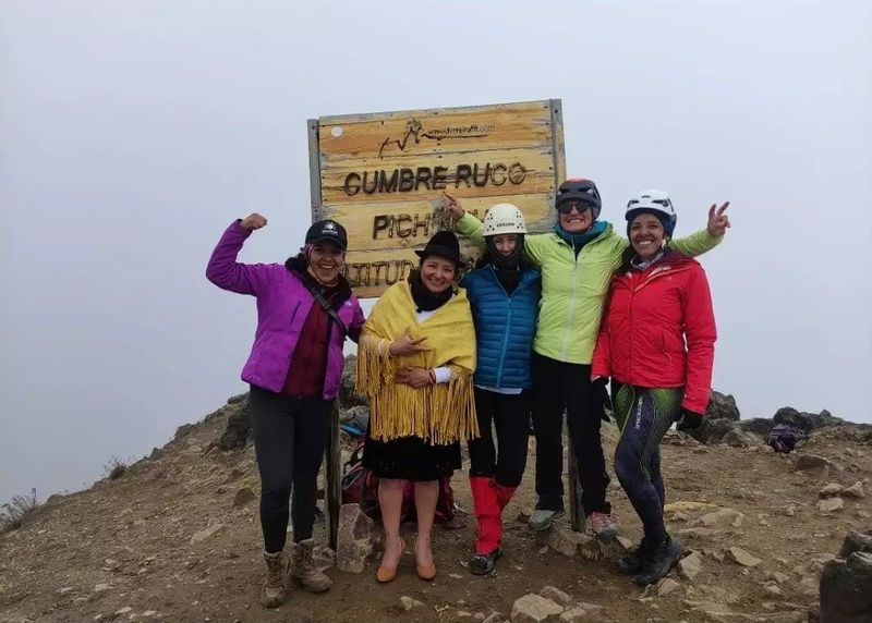 Pichincha Private Tour - Rucu Pichincha Summit. 4696m(15 406 ft) above sea level