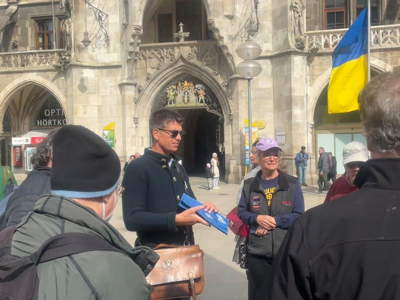 Munich Private Tour - Scott's group at Marienplatz