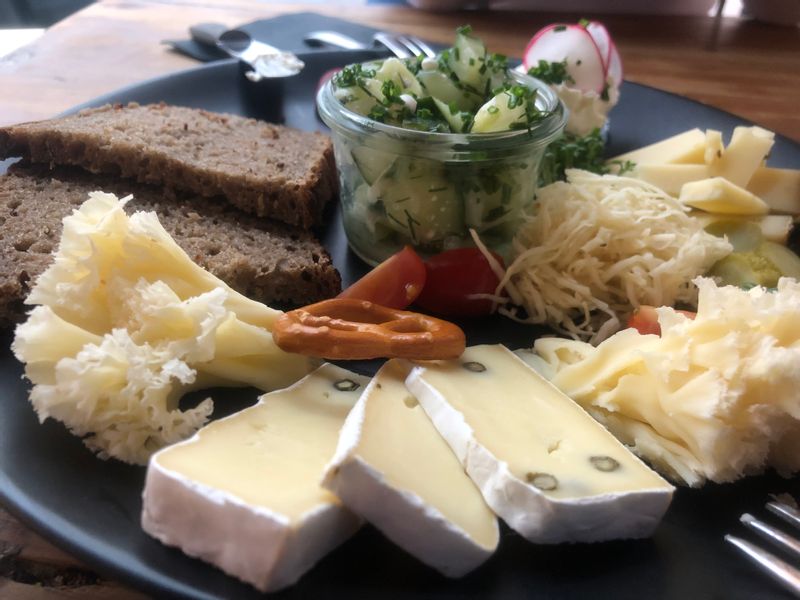 Munich Private Tour - Plate with local cheese