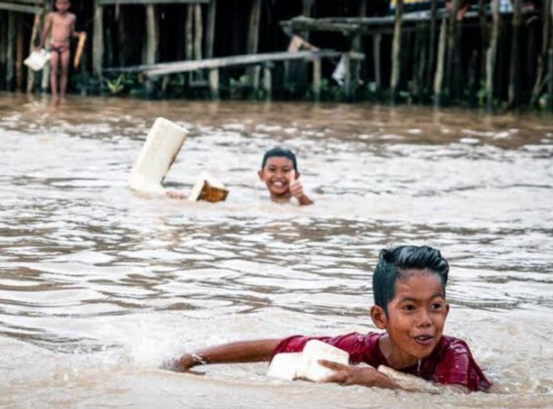 South Kalimantan Private Tour - Enjoy small river 