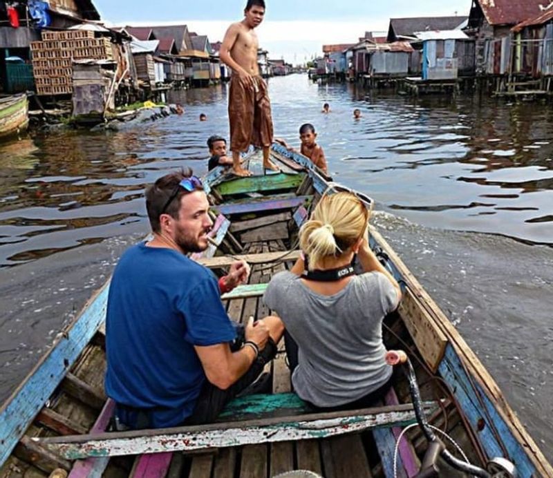 South Kalimantan Private Tour - Small river 