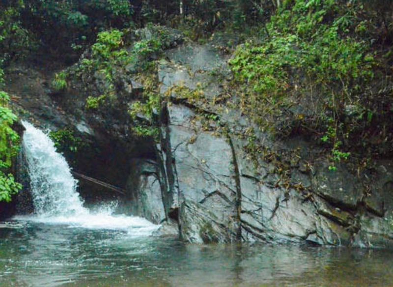 South Kalimantan Private Tour - Hiding waterfall 