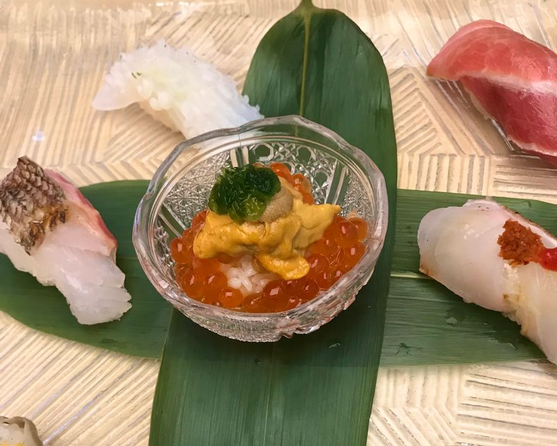 Fukuoka Private Tour - Sushi restaurant in Fukuoka City1