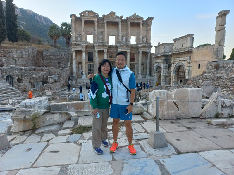 Kusadasi Private Tour - Family from Chicago in front of Celcius Library