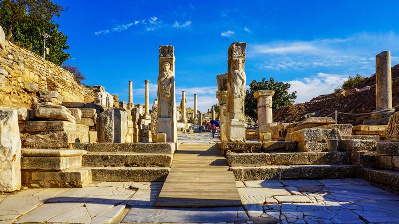 Kusadasi Private Tour - Hercules Gate