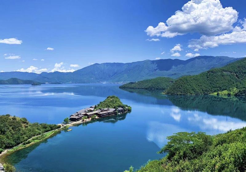 Lijiang Private Tour - Lugu lake