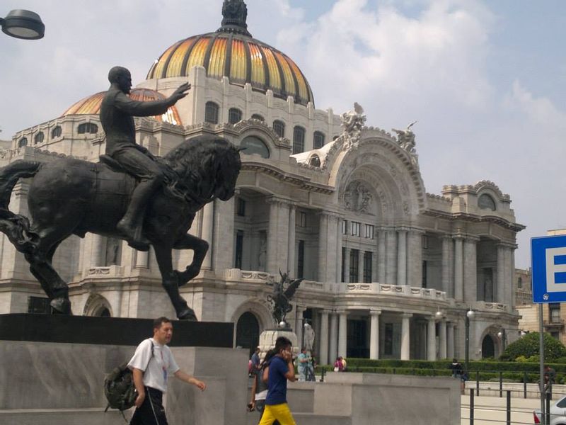 Mexico City Private Tour - Palace of fine arts: concert hall, museum, school and offices.