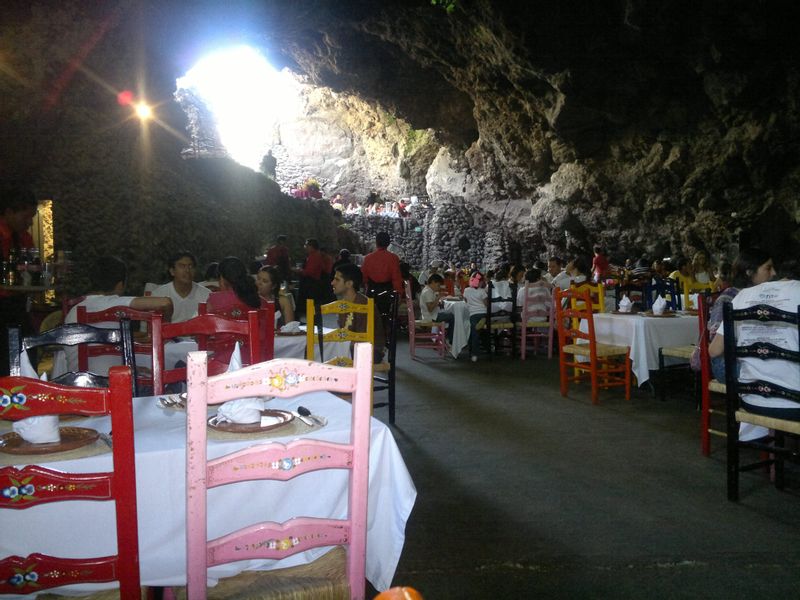 Mexico City Private Tour - Restaurant in Teotihuacan, in a cave.