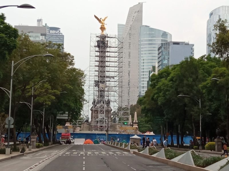 Mexico City Private Tour - Statue of the angel of independence, emblematic place of Mexico City