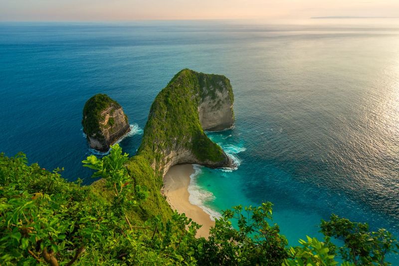 Bali Private Tour - Kelingkig Beach