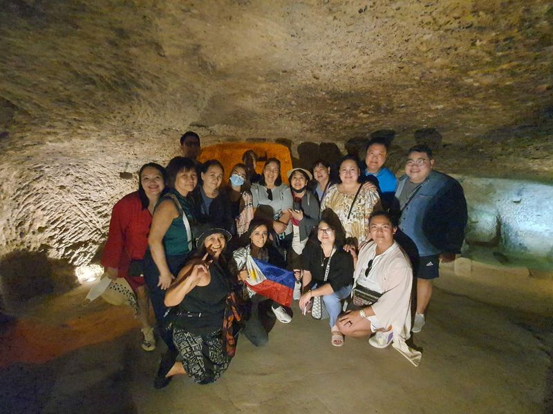 Istanbul Private Tour - Me and my Asian guests in underground city