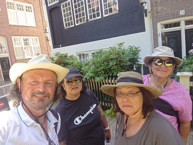 Rotterdam Private Tour - Amsterdam, Begijnhof, by the oldest wooden house in Amsterdam