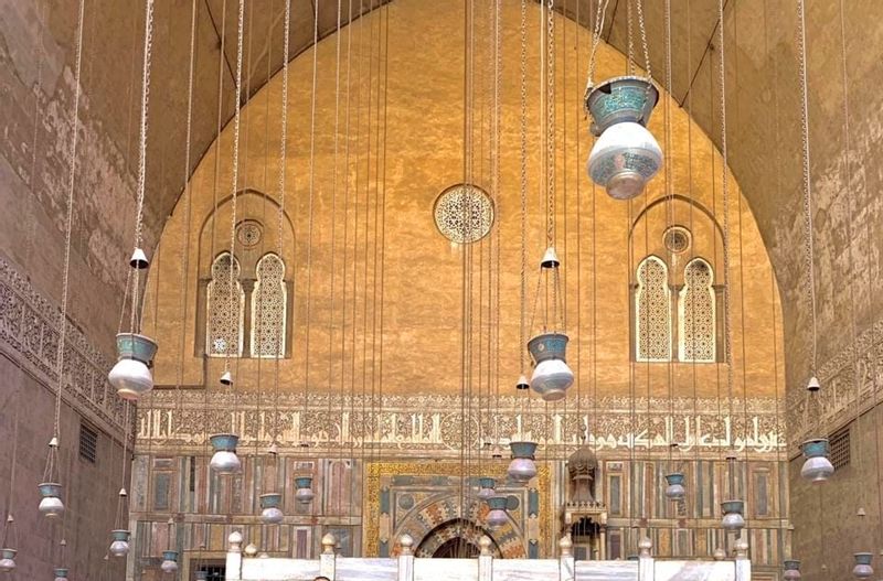 Cairo Private Tour - el sultan hassan mosque in citadel square