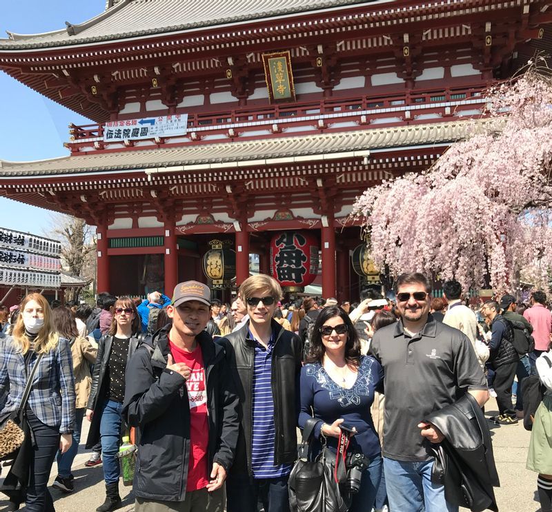 Saitama Private Tour - Senso-ji Temple in Asakusa 