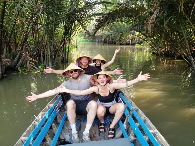 Can Tho Private Tour - In the little canal