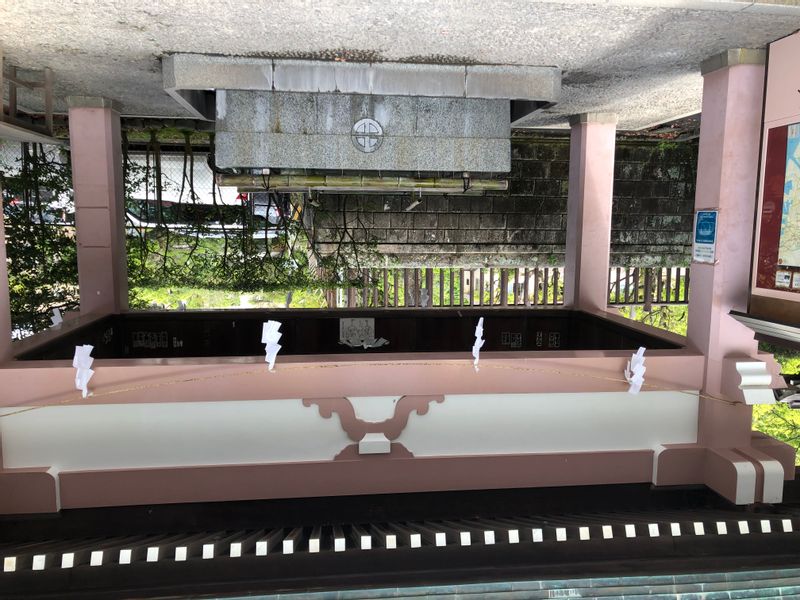 Kagoshima Private Tour - Mitarai well (tap water) at Terukuni Shrine.