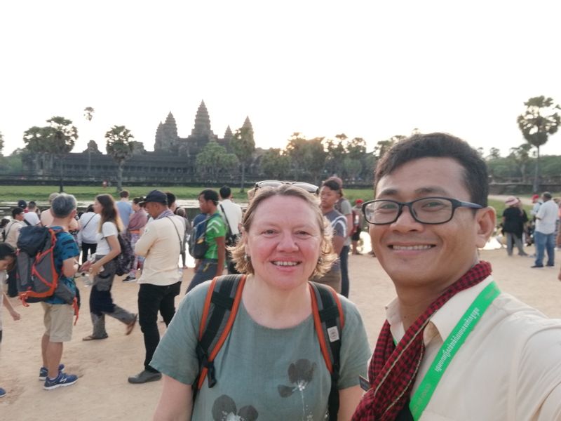 Siem Reap Private Tour - Thom and guest